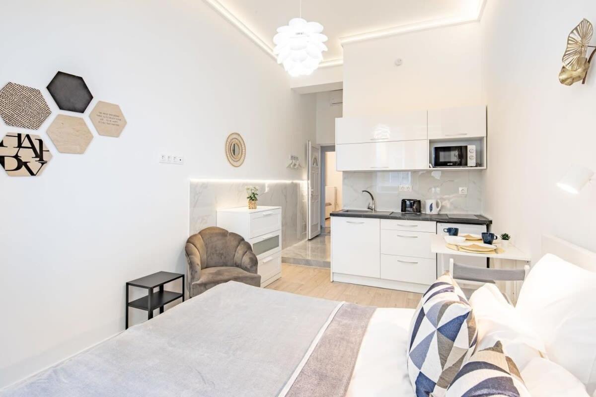 Ultra Central - New - Comfy Studio บูดาเปสต์ ภายนอก รูปภาพ